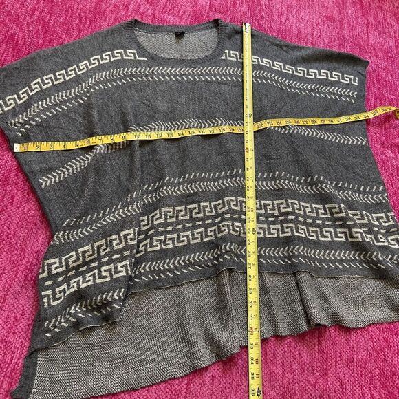 I Joah Pullover Poncho Gray Size Medium - Picture 6 of 7